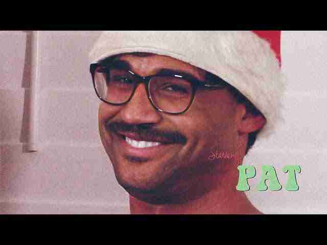 Read more about the article How To Decorate For Christmas | Decorating With Pat