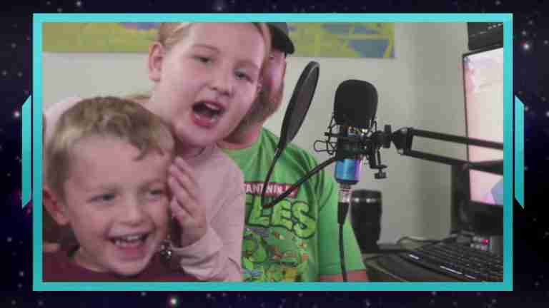 Read more about the article ROBLOX Live Stream with the Kiddos